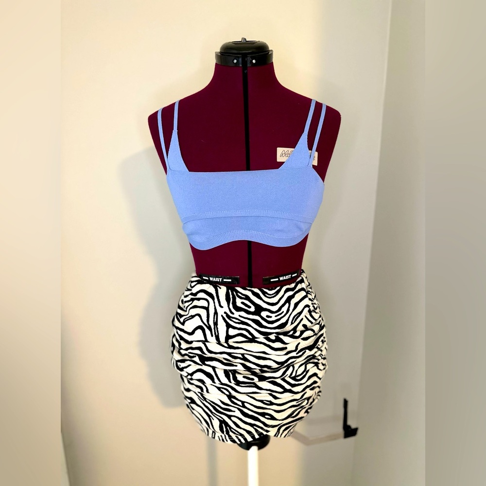 Solid Crop Knit Top